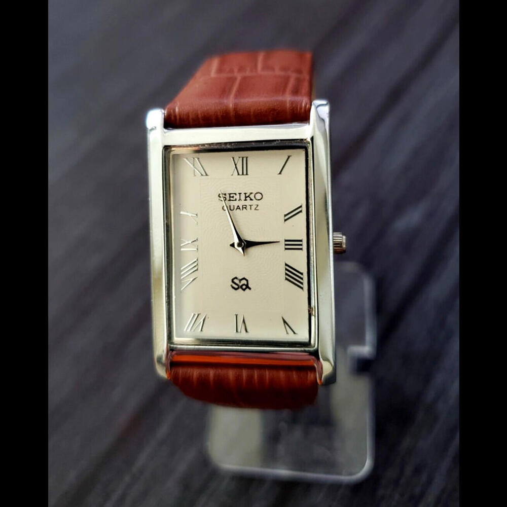 RARE‎ Seiko Men Tank Watch Slv White Dial Brw